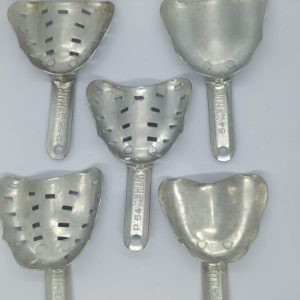 Kit com 5 Moldeiras para edêntulos superiores metal