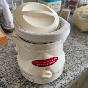 PLASTIFICADORA PARA GODIVA E POLIDORA QUÍMICA