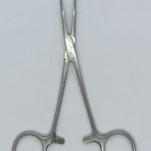 Pinça hemostática curva