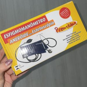 Esfigmomanômetro Manual com Estetoscópio
